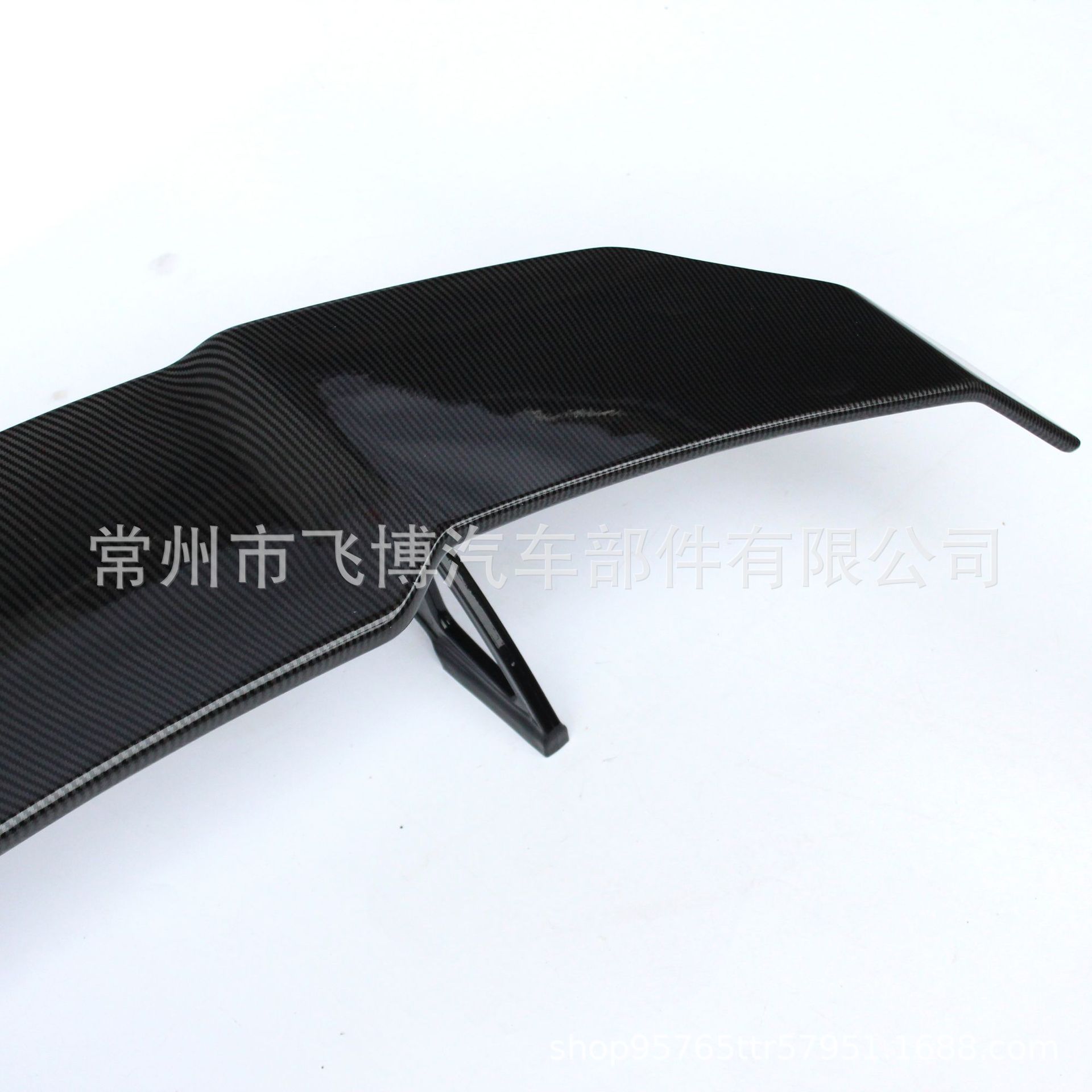 Universal for sedans, suitable for BMW 3 Series, 4 Series, 5 Series, carbon fiber modified V-style rear spoiler