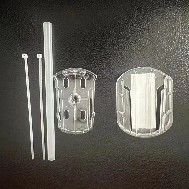 Venta caliente transfronteriza al por mayor de fábrica Cómo entrenar a tu dragón Muñeca sin dientes Muñeca de techo Juguete de peluche Dragón negro grande Muñeca de dragón blanco