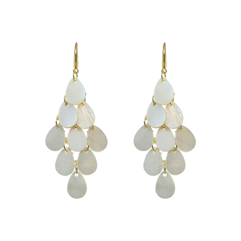 earrings for leisure