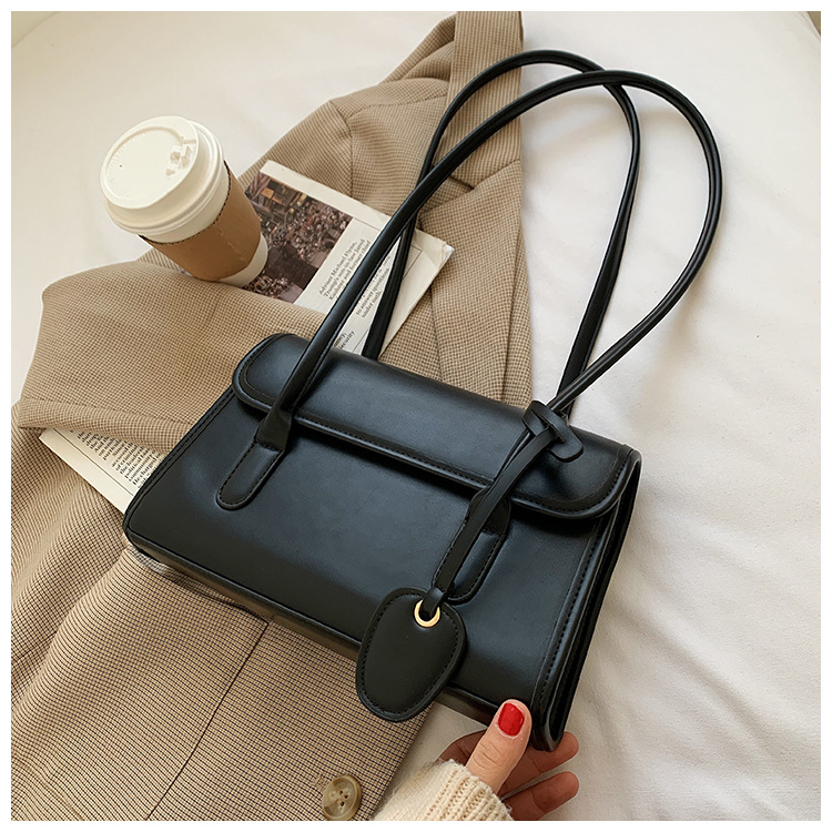 New Fashion One-shoulder Armpit Bag display picture 5