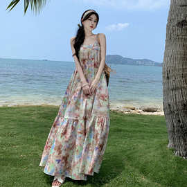 法式复古扎染吊带连衣裙长款显瘦2023新款女夏时尚海边度假沙滩裙