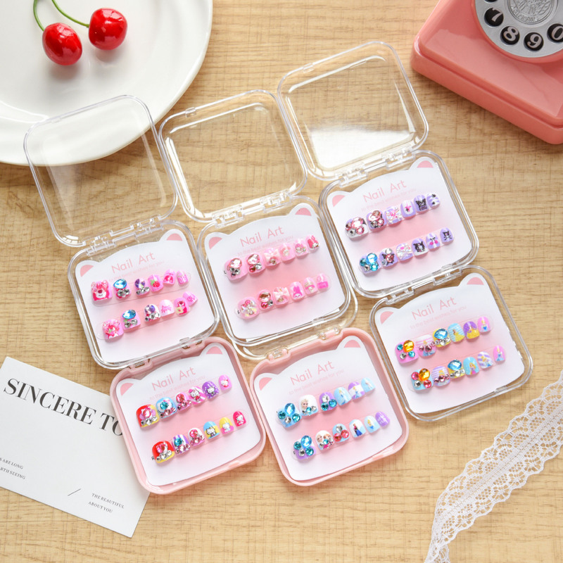 New Kidsren's Manicure Wearable Short Style Hand-Painted Flowers for Kidsren with Diamond Fake Nails Removable Manicure Non-Toxic New Kidsren's Manicure Wearable Short Style Hand-Painted Flowers for Kidsren with Diamond Fake Nails Removable Manicure Non-Toxic