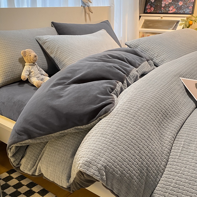 厚いワッフルミルクの毛の4つのセットの3dの立体の彫刻の冬の宝の宝の毛の3つのセットのシーツのベッドの笠の金