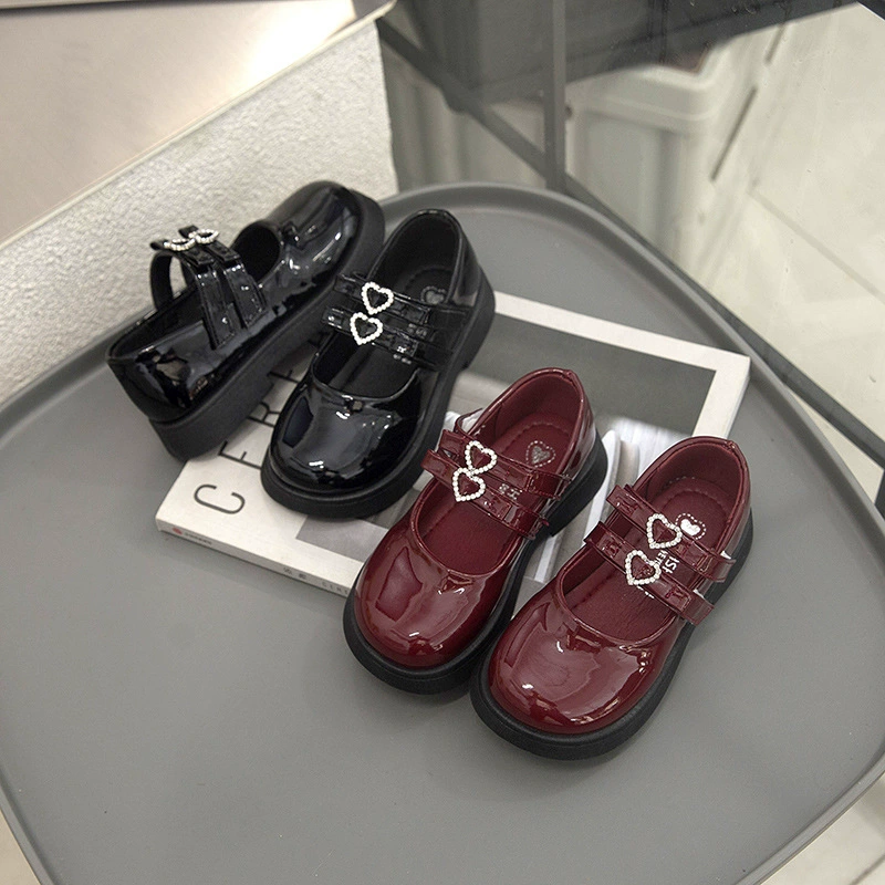 Детские кожаные туфли для девочек, осень 2025, новые черные туфли принцессы с бриллиантами, средний и большой размер, мягкая подошва