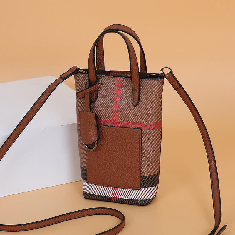 New Style Light Luxury Versatile Striped Crossbody Phone Bag Brown and Caramel Color Plaid Coin Purse Crossbody Small Bag Wholesale New Style Light Luxury Versatile Striped Crossbody Phone Bag Brown and Caramel Color Plaid Coin Purse Crossbody Small Bag Wholesale