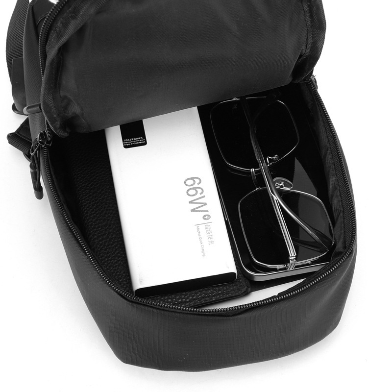 Bolso de pecho para hombre de moda coreana, bolso de mensajero de cercanías con carga USB multifuncional, bolso de hombro de todos los partidos fuera de moda