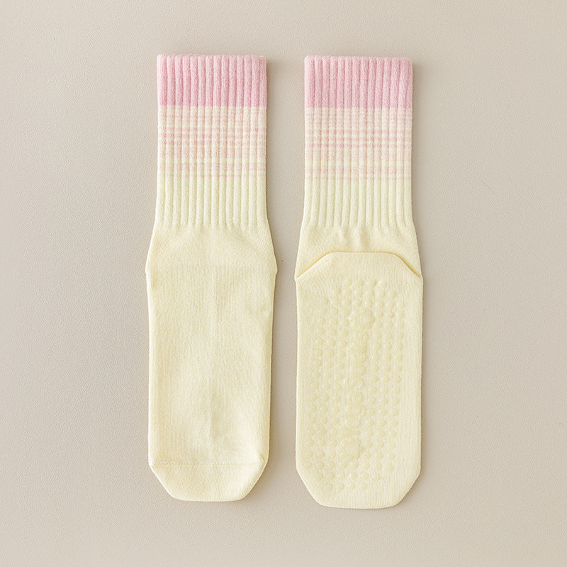 Calcetines deportivos de mujer de tamaño medio de tela de goma anti-deslizante de interior, suelo profesional de goma anti-deslizante sin hueso, calcetines de algodón peinados