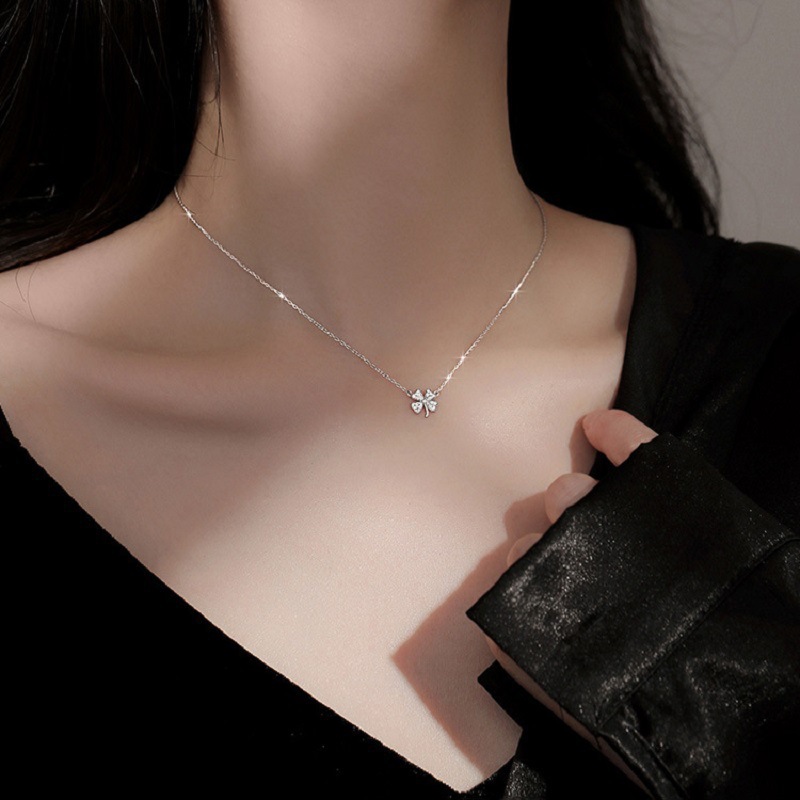 Alloy Material Bow Knot Pattern Simple Style Bow Knot Zircon Alloy Wholesale Pendant Necklace
