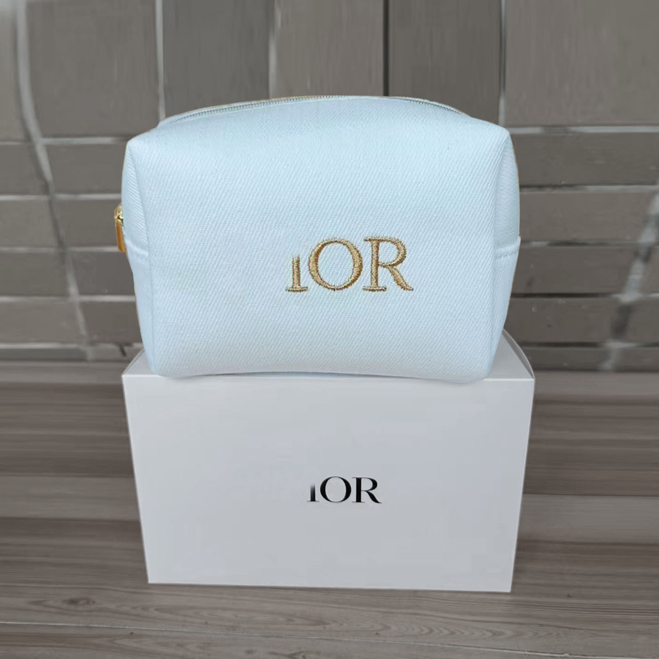 新品超希少デニム生地高级感ギフトポーチブルーホワイト化粧品収纳バッグ