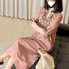 送老婆妈妈新中式国风刺绣连衣裙夏季新款大码宽松显瘦气质裙子