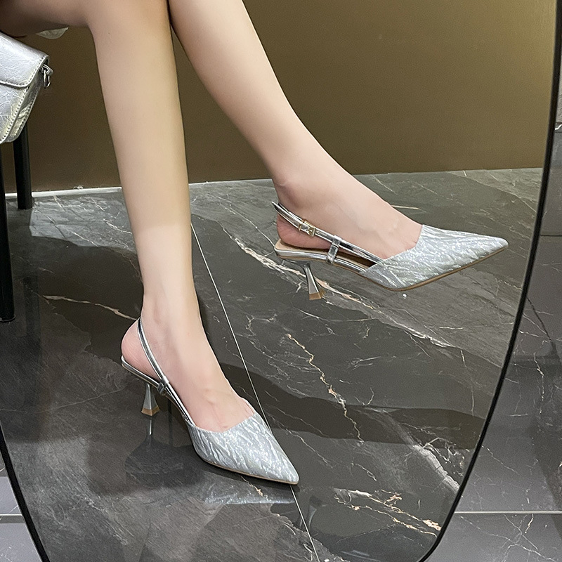 2026 nueva red red envuelta sandalias de cabeza de verano con tacones delgados zapatillas de tacones altas y frías para mujeres con punta universal
