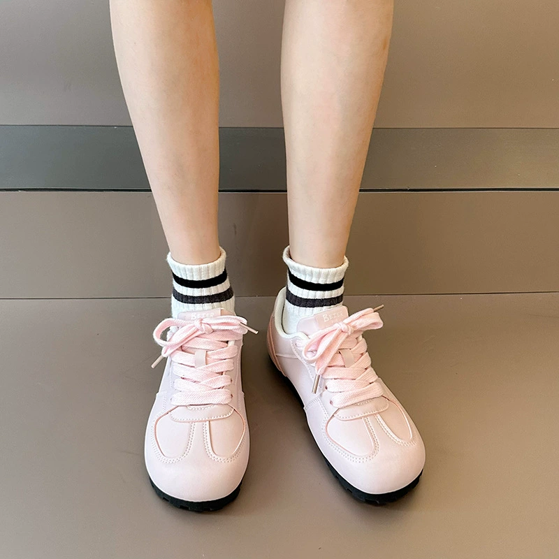 Высокое значение морали обувь 2024 новый ветер маленькие белые туфли женские туфли Корейская версия нишевые дикие студенческие туфли уродливые