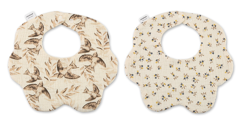 Flower shape gauze bib_04