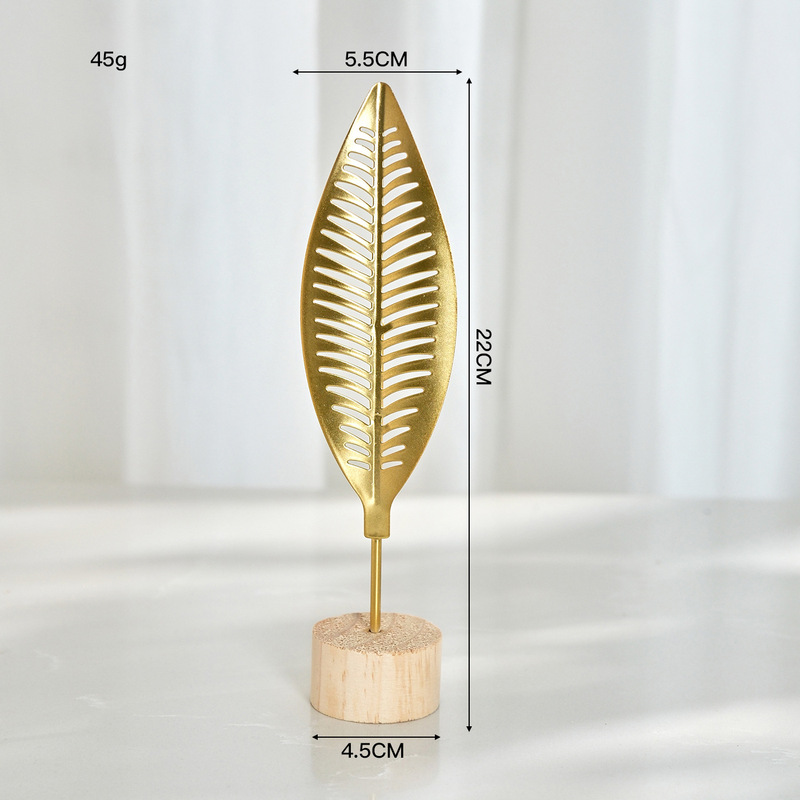 北欧スタイルのライト高級金属工芸品クリエイティブホームリビングルーム玄関ホールワインキャビネット装飾鉄イチョウの葉の装飾品|undefined