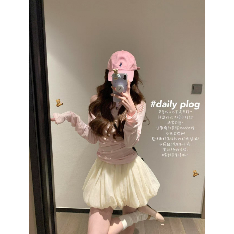 Spring Sweet suit Gentle Wind Beautiful Unique Pink Slant Shoulder Long-sleeved Top Puffy Short Skirt Age-reducing Two-piece Set