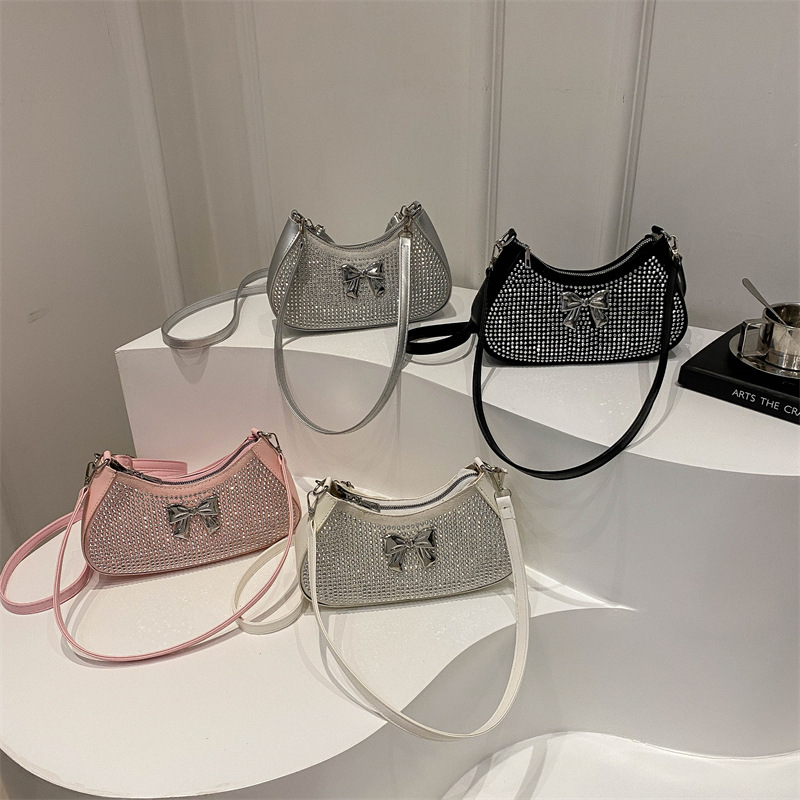 New water diamond single shoulder bag, niche design underarm bag, new trending fashion, versatile commuting handbag for women