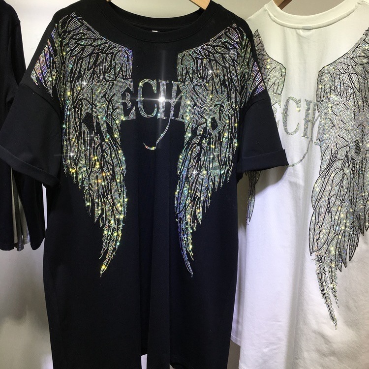 Add fertilizer plus size 300kg fat mm heavy drilling short sleeve T-shirt women's wings summer new light luxury slim coat