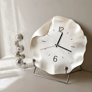Desktop Clock Decoration Living Room Entrance Clock Creative Table Simple Modern Light Luxury Quiet Clock Crystal