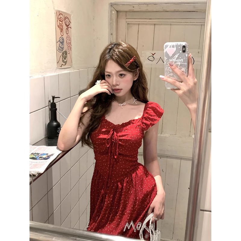 2025夏季新款收腰显瘦时尚设计感波点海边度假风连衣裙女装chic潮|undefined