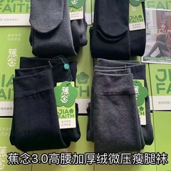 カンナは腰が高くて、毛が厚くて、やせています。