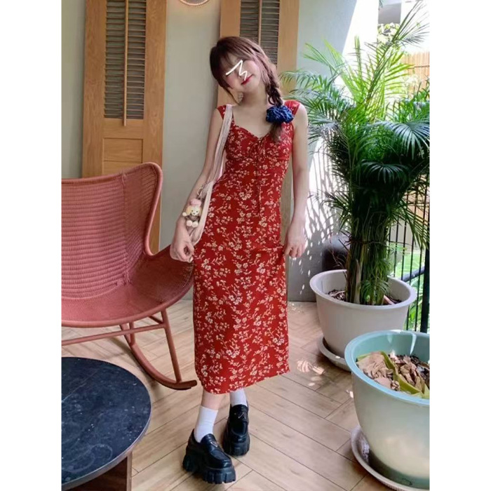 빨간색