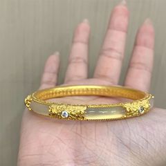 金玉良縁中宮金色のブレスレットレトロなブレスレット宮廷風古典的な軽豪華な模造和田玉手飾り女