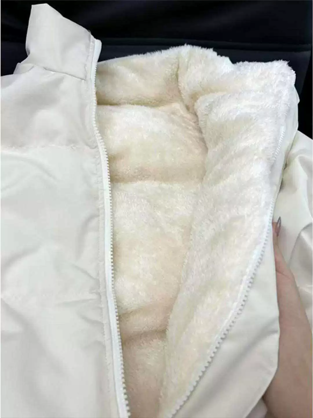 Короткий пуховик Velvet с утеплением