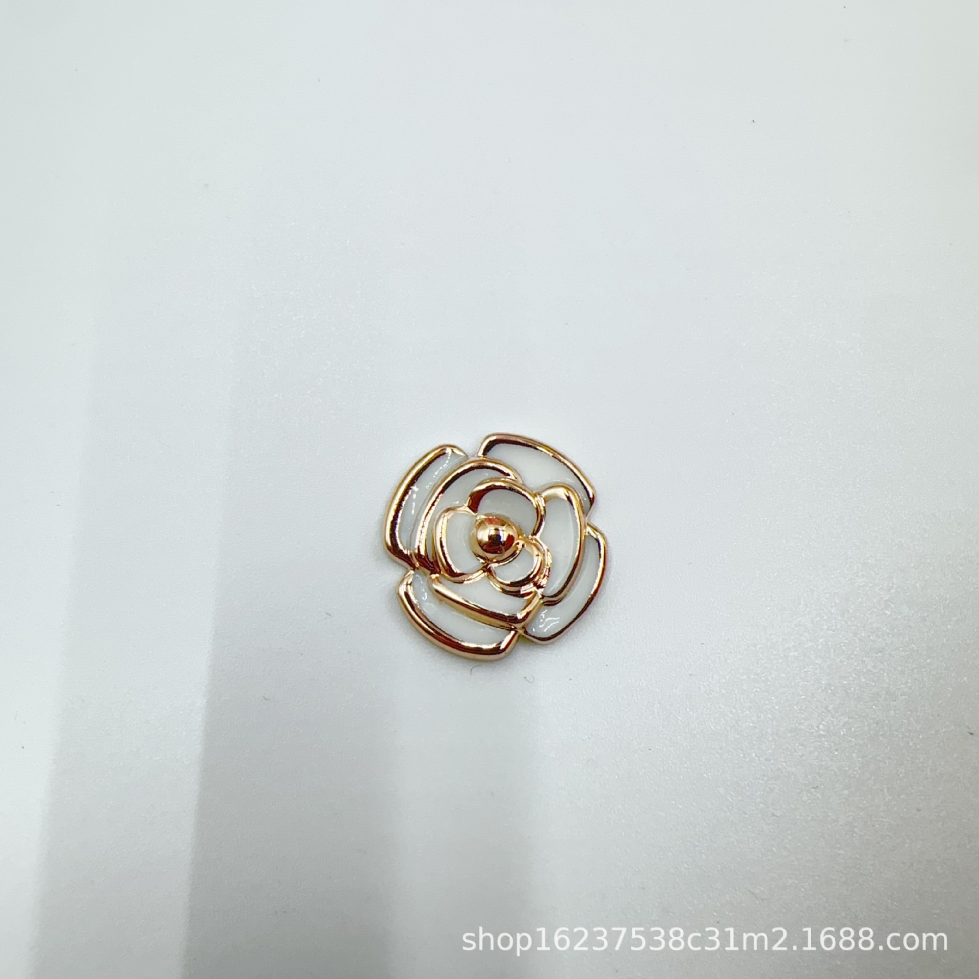 Corea del Sur Xiaofangfengdiy accesorios de joyería goteando aceite camellia amor parche de resina de zapatos de caja de teléfono móvil piezas de decoración de flores