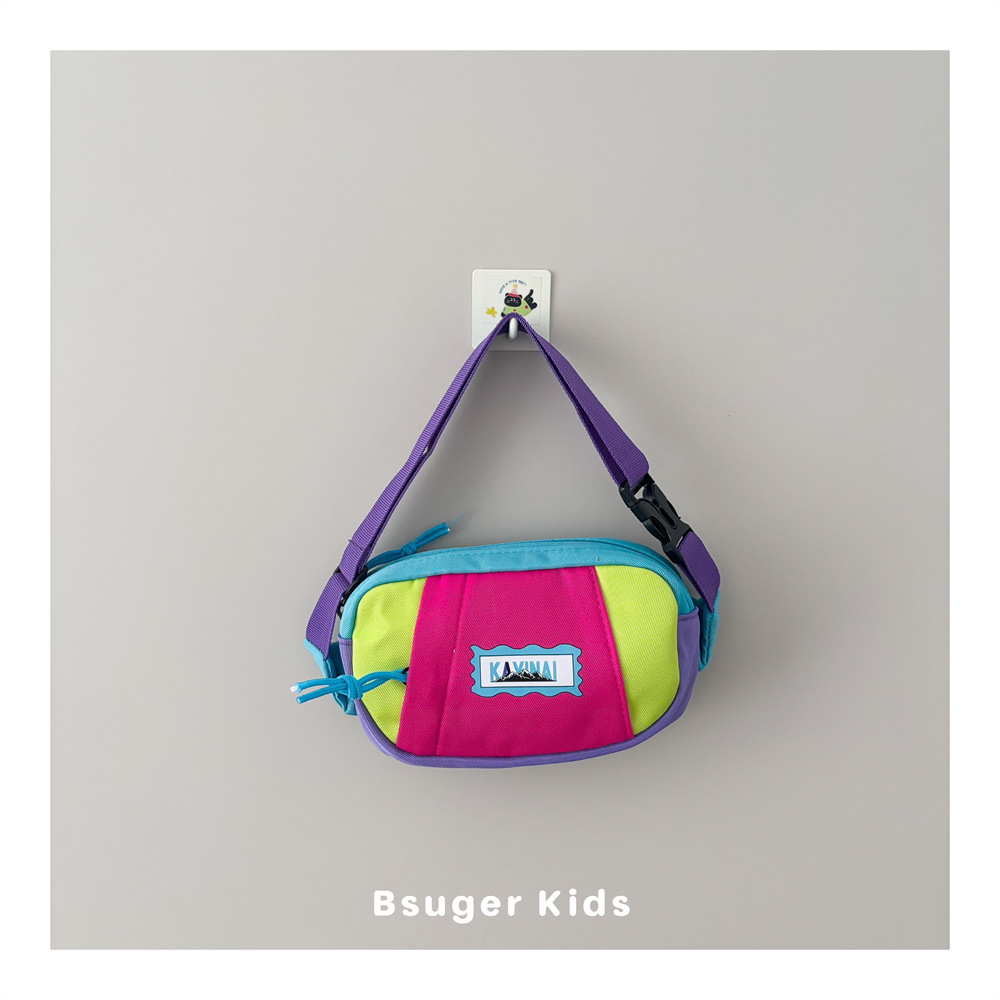 Trendy color-blocking children's crossbody bag for boys and girls, lightweight patchwork waist bag, fashionable and versatile chest bag for kindergarten kids