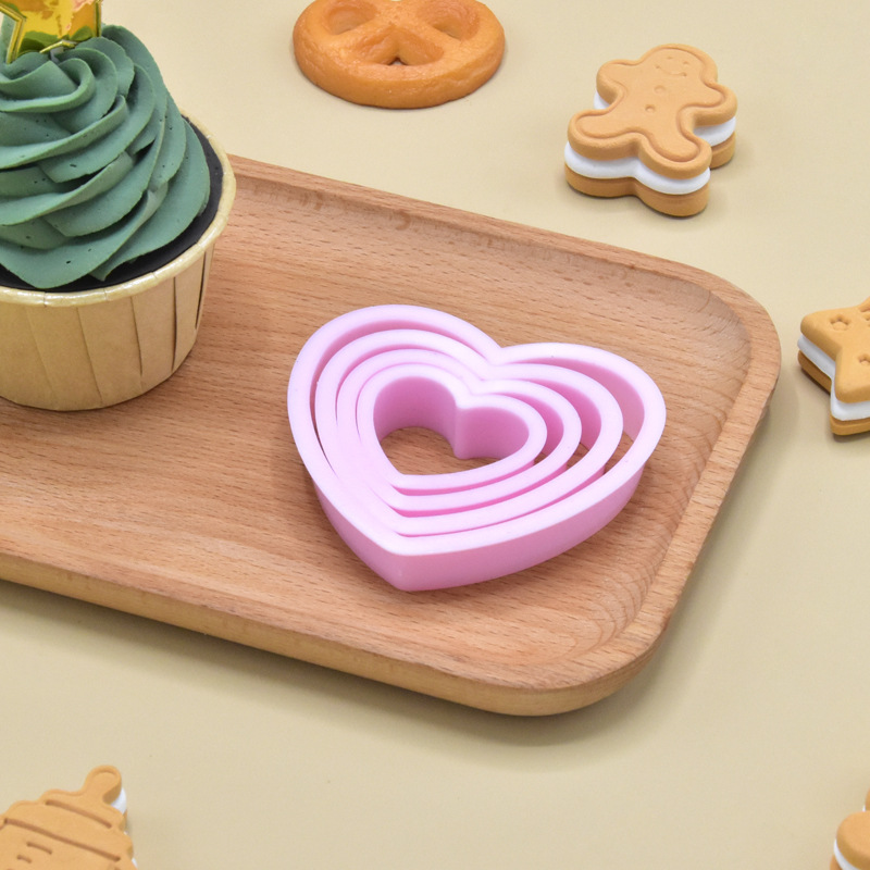 Nuevo cortador de galletas en forma de corazón, herramienta de repostería de plástico en forma de corazón, molde de arcilla para pasteles de fondant.