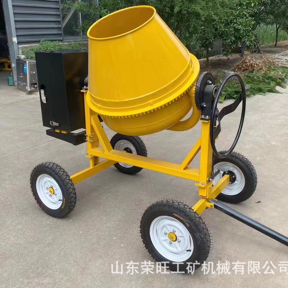 Mezcladora totalmente automática para obras de construcción de hormigón, tanque de almacenamiento de tambor de empuje manual, mezcladora de mortero diésel pequeña para uso doméstico.