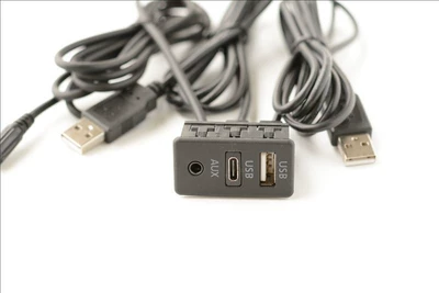 USB Aux Extension — Mobil şarj cihazları - type-c-usb-aux-transposon