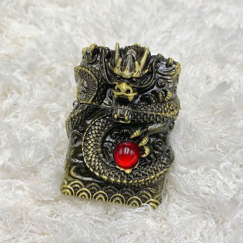 工場直販祥龍貔貅鎧金属ライター クラシックレトロエンボス加工ギフト灯油ライター|undefined
