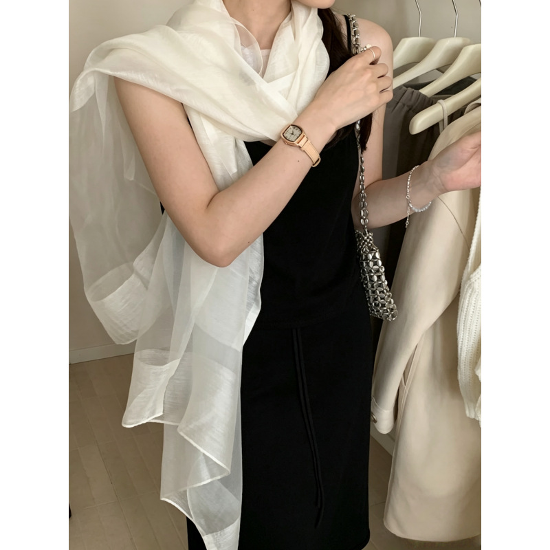 清冷雾感真丝羊毛拼接欧根纱围巾百搭薄休闲披肩女纱巾高级感丝巾