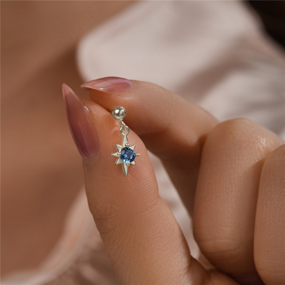 1 Pair Ear Cartilage Rings & Studs Simple Style Shiny Geometric Heart Shape Sterling Silver Plating Inlay Zircon Ear Cartilage Rings & Studs display picture 11