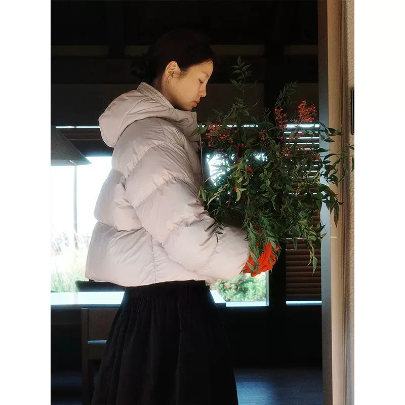 时简 轻盈泡芙羽绒服  填充90白鸭绒 蓬松保暖连帽厚款外套05568