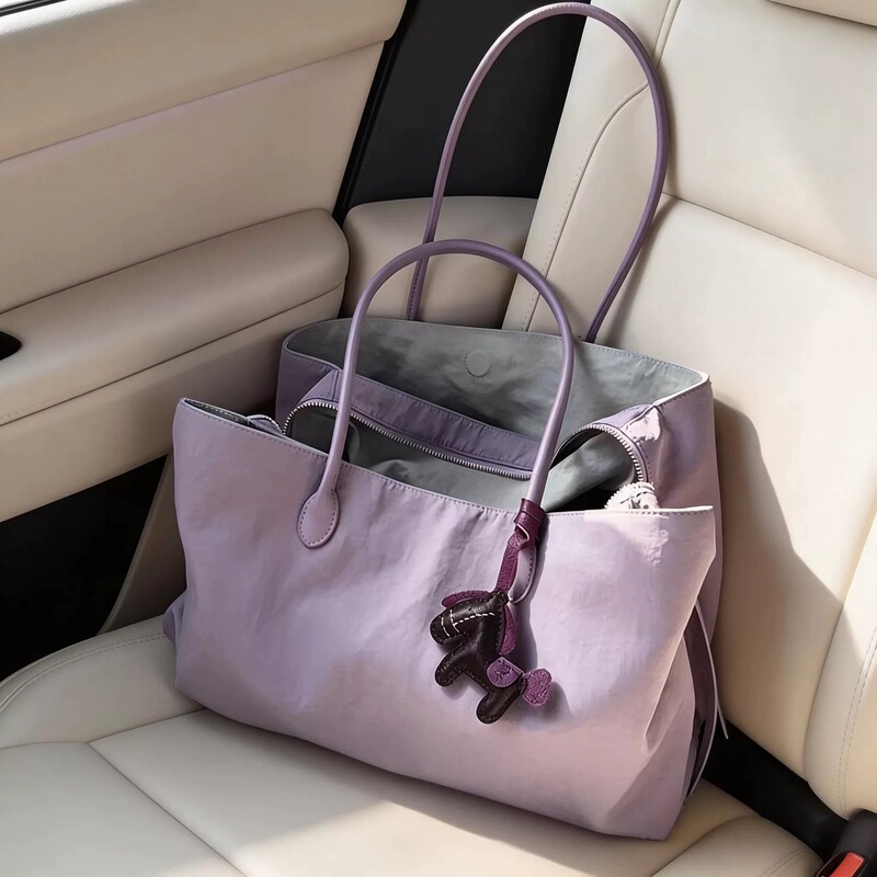 Large Capacity Multi-Compartment Underarm Shoulder Bag 2026 New Korean Style Nylon Versatile Commuter Bag Minimalist Style Tote Bag Large Capacity Multi-Compartment Underarm Shoulder Bag 2026 New Korean Style Nylon Versatile Commuter Bag Minimalist Style Tote Bag