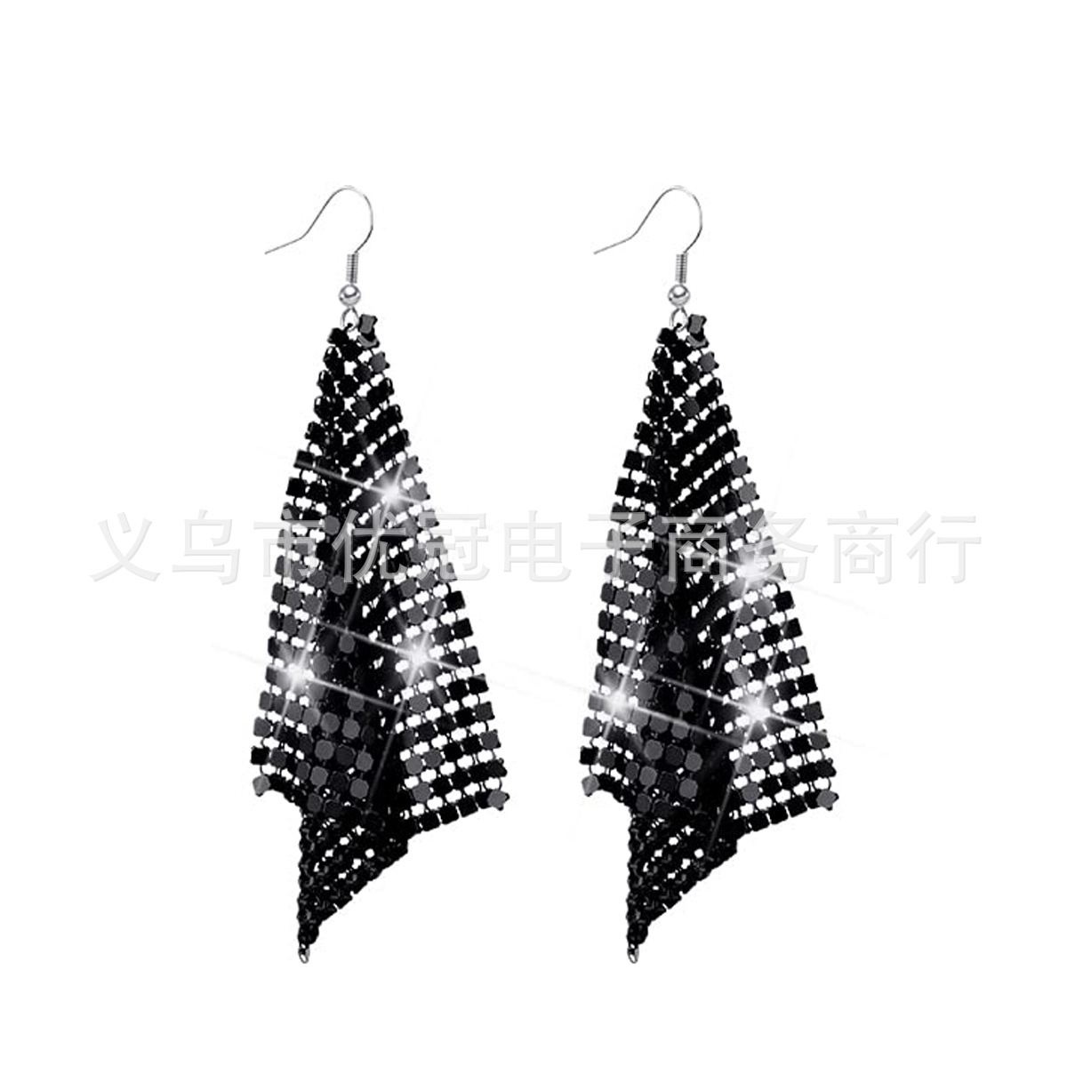 方形亮片耳环黑色