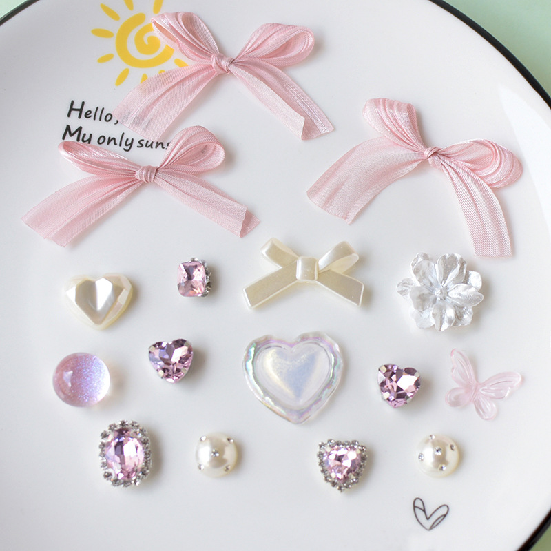 Hot-Selling Xiaohongshu Same Style Super Fairy Girl Heart Bow Pink Diamond Hole Shoes DIY Accessories Wholesale Pj1800