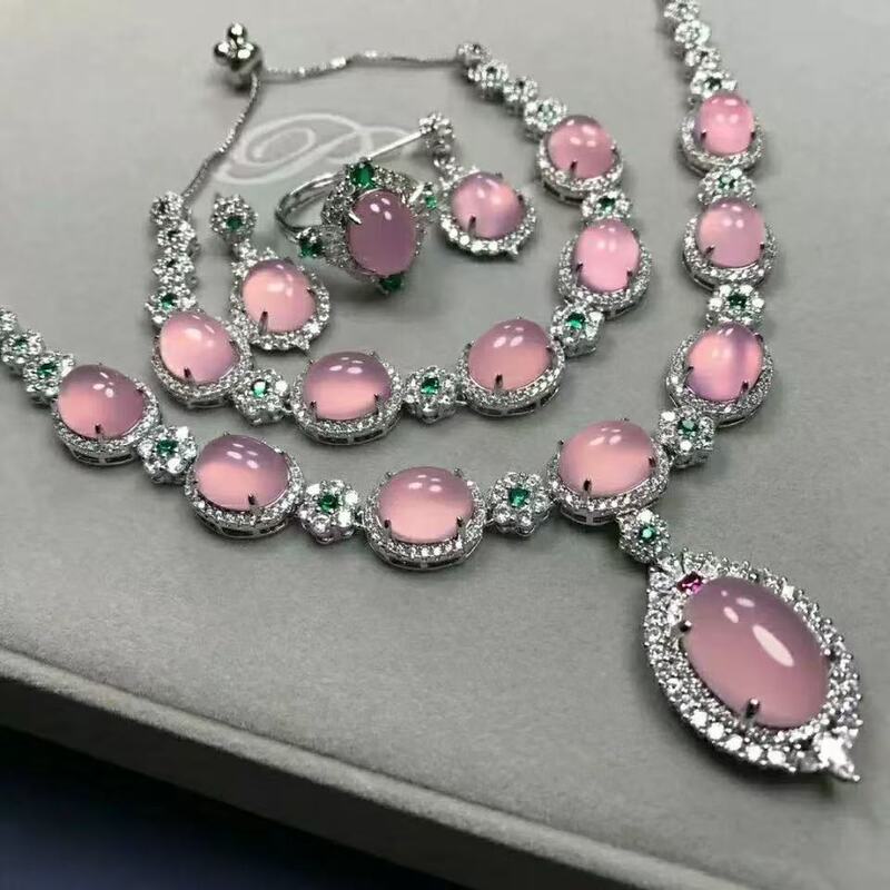 Palace-Style Exquisite Imitation Pink Gemstone Sparkling Diamond Necklace, Ring, Bracelet, and Earring Set, Niche Exquisite Fashion Banquet Accessories Palace-Style Exquisite Imitation Pink Gemstone Sparkling Diamond Necklace, Ring, Bracelet, and Earring Set, Niche Exquisite Fashion Banquet Accessories
