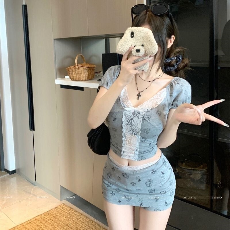 Korean Sexy Pure Lust Printed Lace Splicing Short Slim Fit Shirt Top + Waist Skirt Two-Piece Set for Women