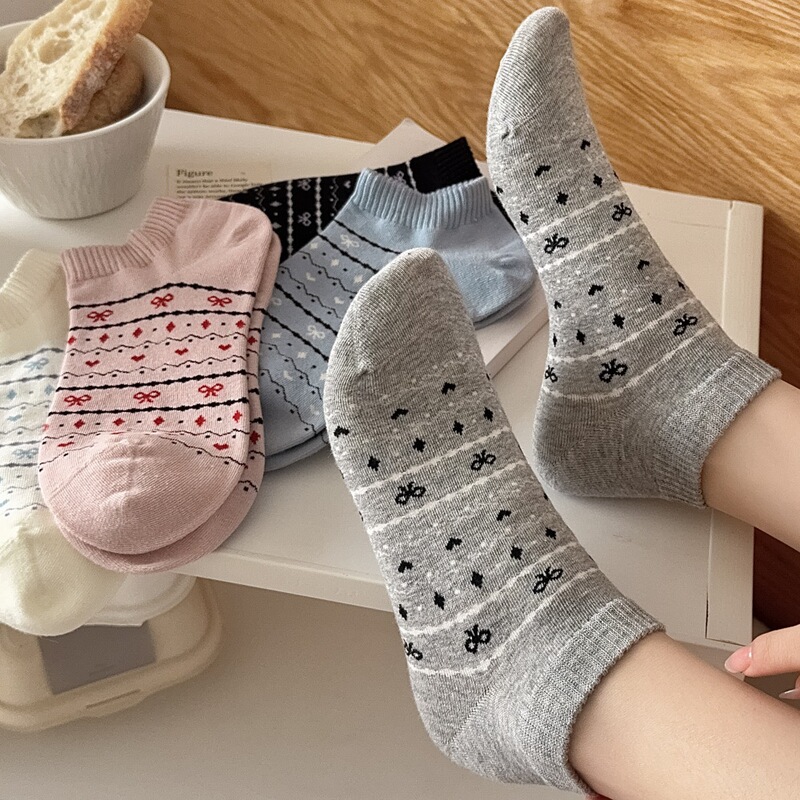 Spring and summer fair island socks women's Korean style bow academic style do not fall with women's socks invisible