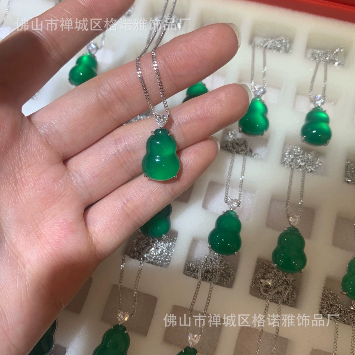 Серебро не выцветает новый китайский изумруд