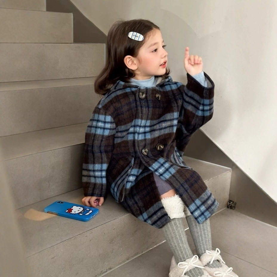 童装批发女童外套冬装25儿童小清洗格子呢料夹棉加厚连帽大衣外衣