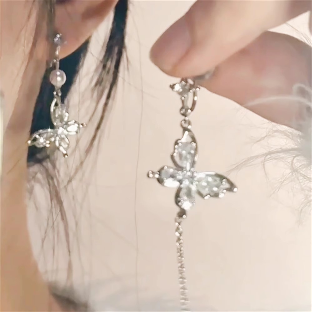 Pendientes de botón con perla y circonita para mujer elegantes_voghion.com