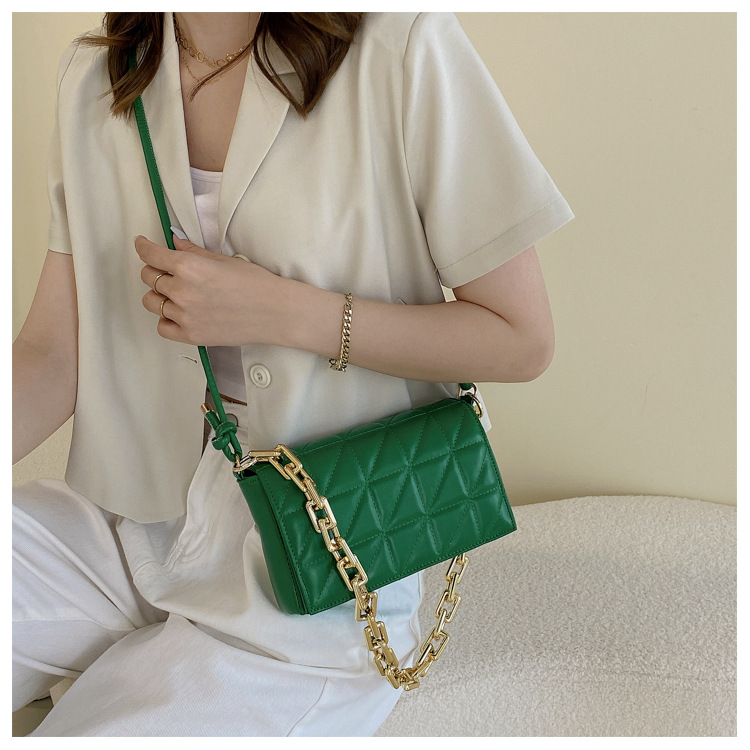 Nihaojewelry Korean Style Lattice Thick Chain Single Shoulder Underarm Handbag Wholesale display picture 8