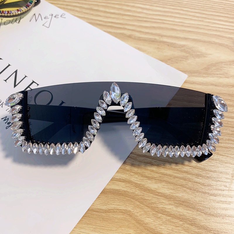 60g Weight Travel, Party Occasion Women'S Gender Fashion Frameless Inlaid Rhinestones Sunglasses Wholesale Nihaojewelry