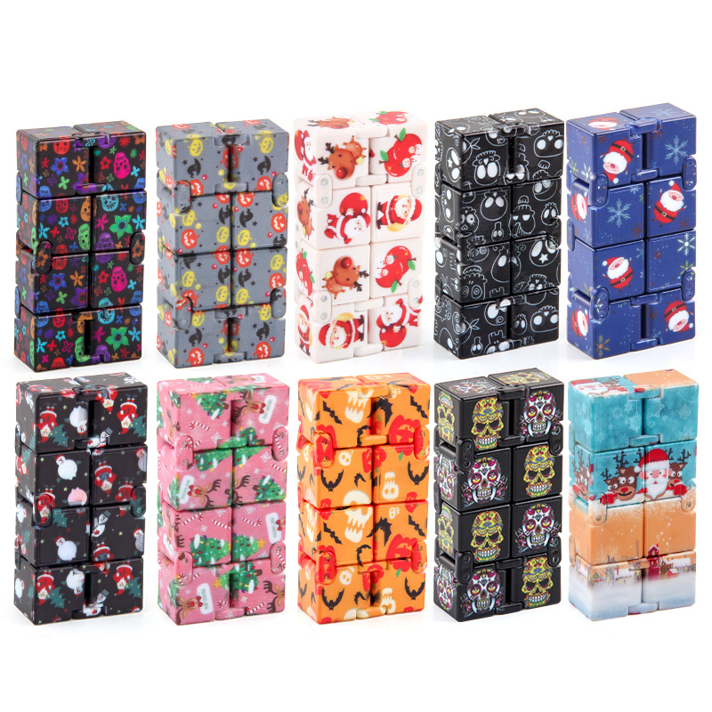 Nuevos juguetes de descompresión exóticos Navidad Halloween infinito Cubo de Rubik creativo de bolsillo cuadrado de segundo orden Cubo de Rubik exportación transfronteriza