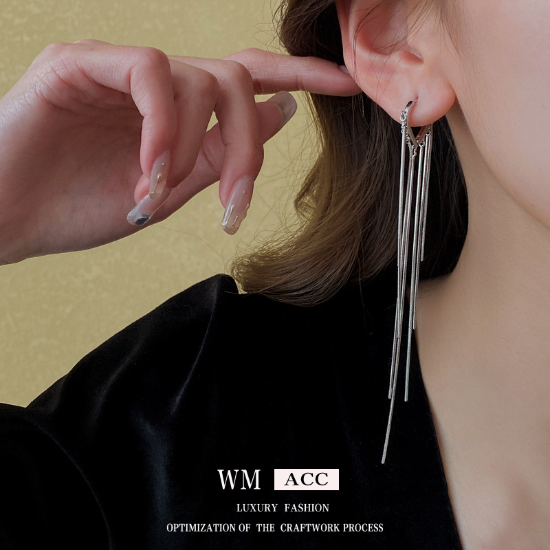 Oro real galvanizada gota de agua larga borla pendientes de moda de alto grado de metal simple estilo de luz pendientes de lujo
