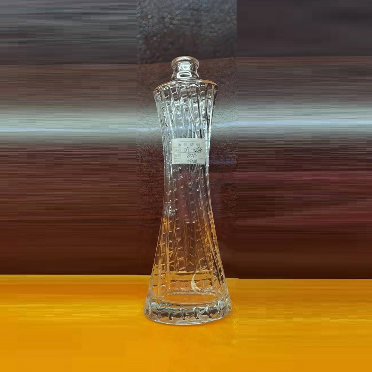 厂家供应红酒瓶375ML-500ML葡萄酒瓶玻璃空瓶 洋酒瓶密封果酒